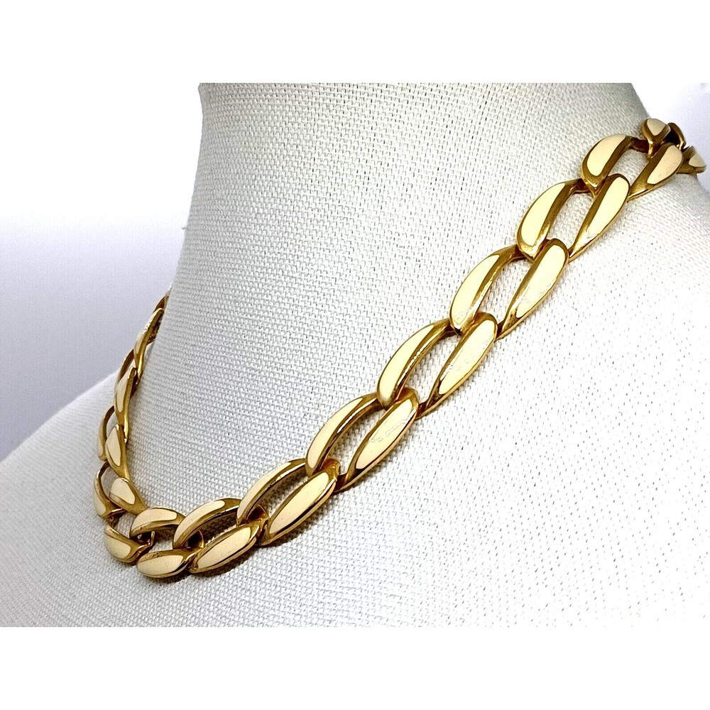 Necklace Choker Classic 80s Cream Enamel Gold Tone Curb Link Vintage 16"